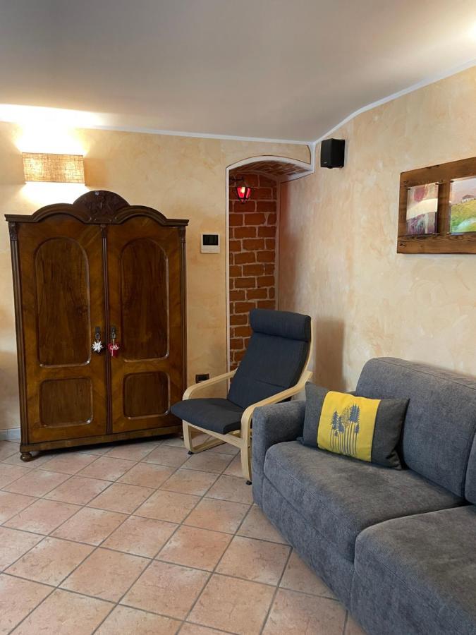 Apartamento Nel Vecchio Borgo Verrès Exterior foto