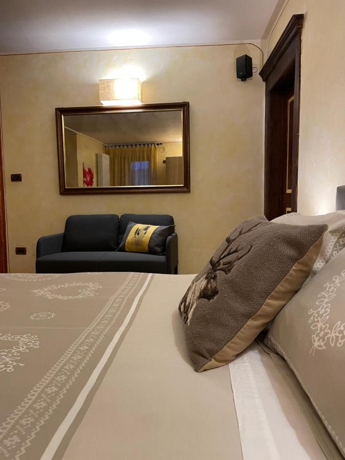Apartamento Nel Vecchio Borgo Verrès Exterior foto