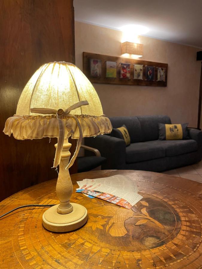 Apartamento Nel Vecchio Borgo Verrès Exterior foto